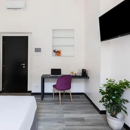 Residenza Vaticano By Hili