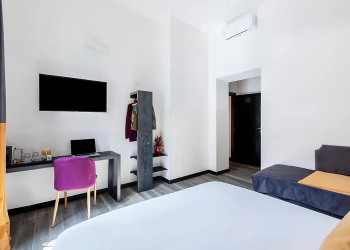 Residenza Vaticano By Hili